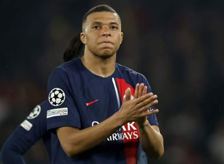 皇马应对姆巴佩伤情：谨慎评估与灵活策略